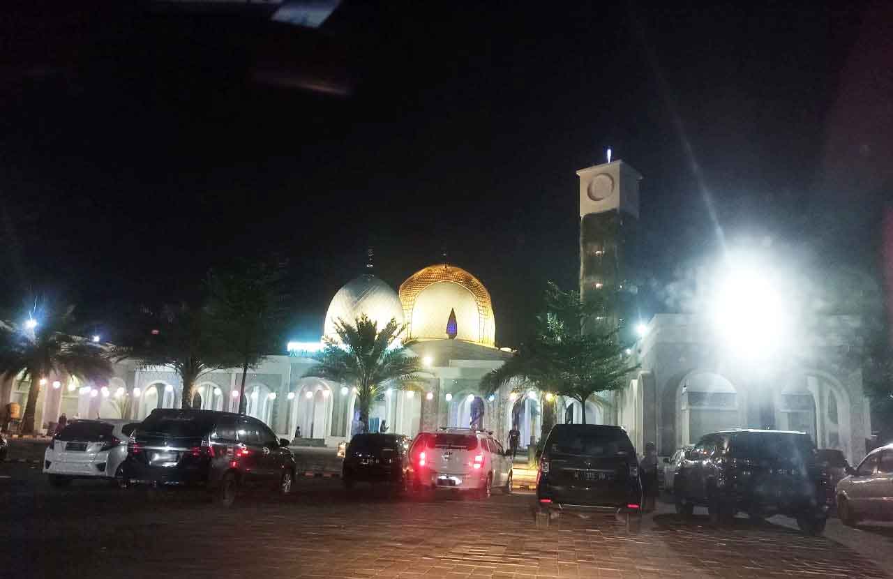 Masjid Ahmad Dahlan Tempat Singgah Di Gresik Ripost Id